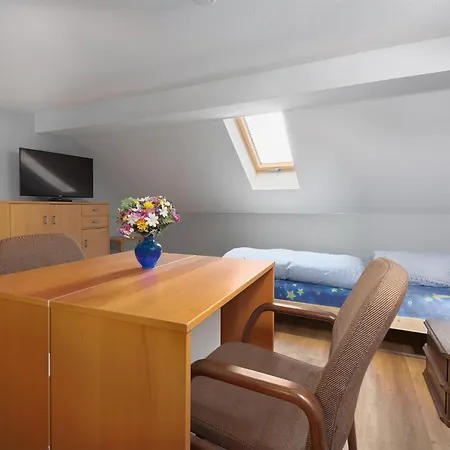 Guest house Hermannliving Monteurzimmer & Grundau